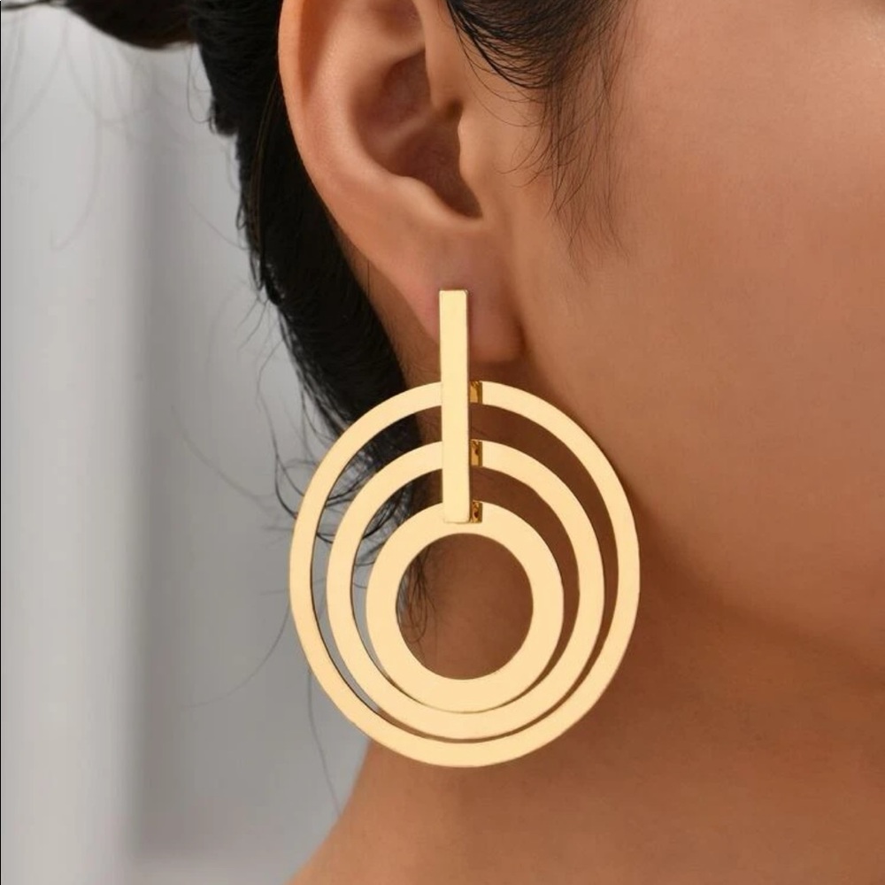 NWOT Iron Circle Earrings